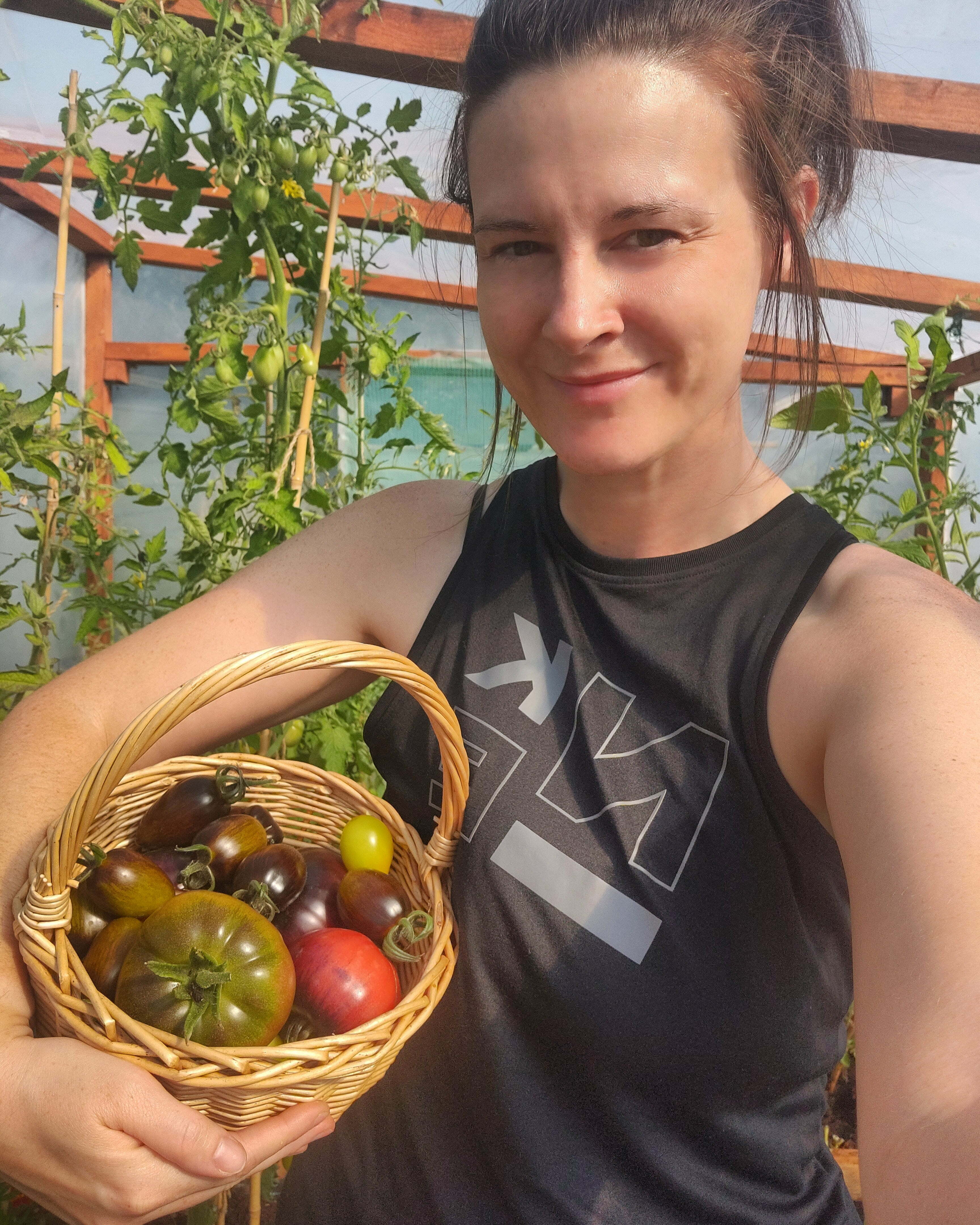 life_on_the_lot Jen smiling with her basket of vegetables.